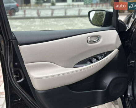 Чорний Ніссан Ліф, об'ємом двигуна 0 л та пробігом 96 тис. км за 11700 $, фото 14 на Automoto.ua