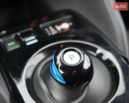 Черный Ниссан Лиф, объемом двигателя 0 л и пробегом 100 тыс. км за 11999 $, фото 26 на Automoto.ua