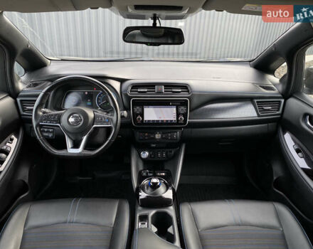 Черный Ниссан Лиф, объемом двигателя 0 л и пробегом 133 тыс. км за 12500 $, фото 34 на Automoto.ua