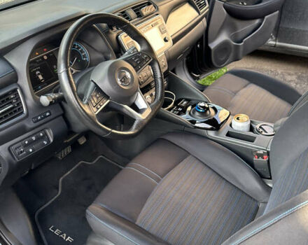 Чорний Ніссан Ліф, об'ємом двигуна 0 л та пробігом 67 тис. км за 13100 $, фото 4 на Automoto.ua