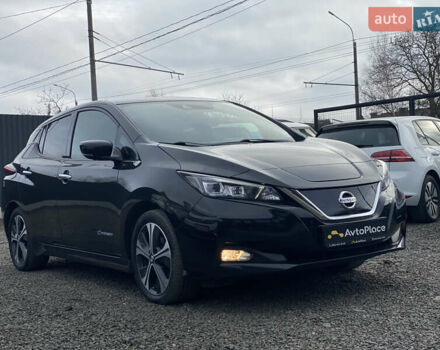 Черный Ниссан Лиф, объемом двигателя 0 л и пробегом 133 тыс. км за 12500 $, фото 7 на Automoto.ua