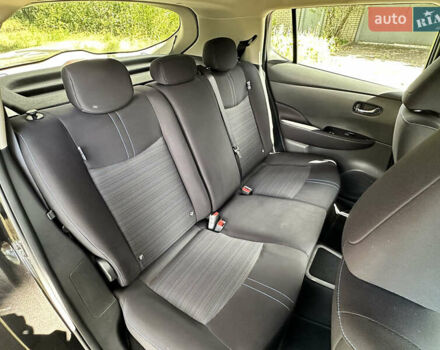 Черный Ниссан Лиф, объемом двигателя 0 л и пробегом 119 тыс. км за 13500 $, фото 36 на Automoto.ua