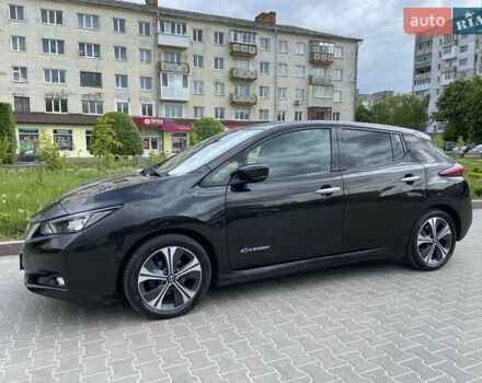 Черный Ниссан Лиф, объемом двигателя 0 л и пробегом 150 тыс. км за 11300 $, фото 18 на Automoto.ua