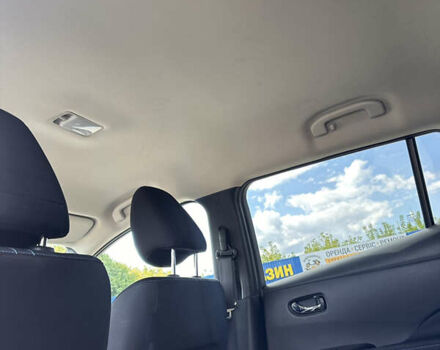 Чорний Ніссан Ліф, об'ємом двигуна 0 л та пробігом 111 тис. км за 12850 $, фото 20 на Automoto.ua