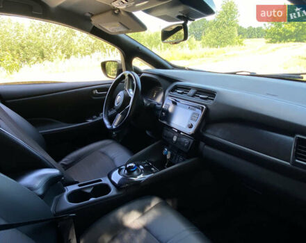 Чорний Ніссан Ліф, об'ємом двигуна 0 л та пробігом 908 тис. км за 11500 $, фото 1 на Automoto.ua