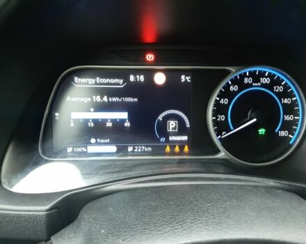 Черный Ниссан Лиф, объемом двигателя 0 л и пробегом 88 тыс. км за 14500 $, фото 11 на Automoto.ua