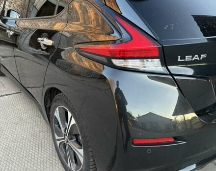 Черный Ниссан Лиф, объемом двигателя 0 л и пробегом 137 тыс. км за 11999 $, фото 9 на Automoto.ua