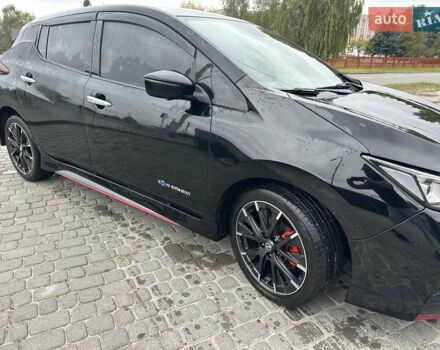 Черный Ниссан Лиф, объемом двигателя 0 л и пробегом 150 тыс. км за 13300 $, фото 5 на Automoto.ua