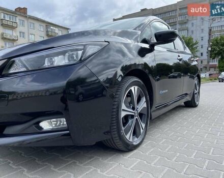 Черный Ниссан Лиф, объемом двигателя 0 л и пробегом 150 тыс. км за 11300 $, фото 8 на Automoto.ua