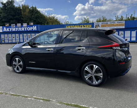 Чорний Ніссан Ліф, об'ємом двигуна 0 л та пробігом 111 тис. км за 12850 $, фото 4 на Automoto.ua