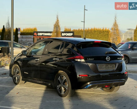 Черный Ниссан Лиф, объемом двигателя 0 л и пробегом 125 тыс. км за 11900 $, фото 5 на Automoto.ua