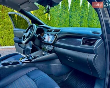 Черный Ниссан Лиф, объемом двигателя 0 л и пробегом 133 тыс. км за 11300 $, фото 19 на Automoto.ua