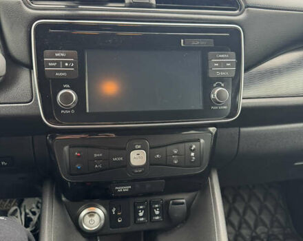 Черный Ниссан Лиф, объемом двигателя 0 л и пробегом 154 тыс. км за 10700 $, фото 19 на Automoto.ua