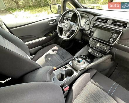 Черный Ниссан Лиф, объемом двигателя 0 л и пробегом 119 тыс. км за 13500 $, фото 29 на Automoto.ua