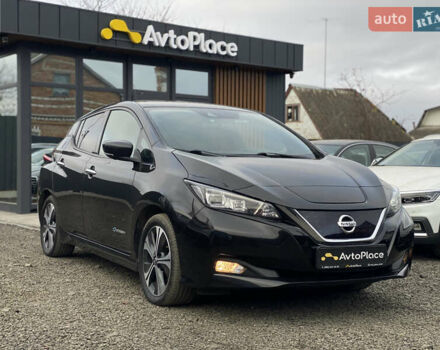 Черный Ниссан Лиф, объемом двигателя 0 л и пробегом 133 тыс. км за 12500 $, фото 2 на Automoto.ua