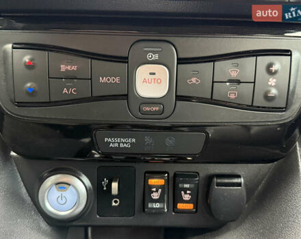 Черный Ниссан Лиф, объемом двигателя 0 л и пробегом 145 тыс. км за 11999 $, фото 37 на Automoto.ua