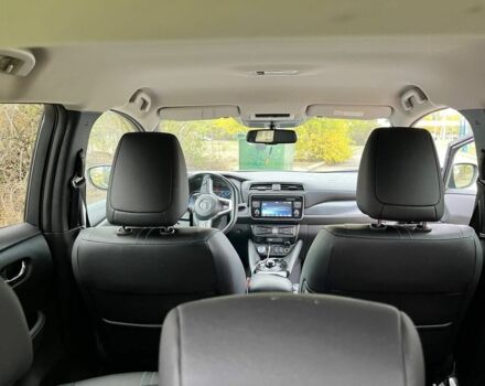 Черный Ниссан Лиф, объемом двигателя 0 л и пробегом 57 тыс. км за 14500 $, фото 15 на Automoto.ua