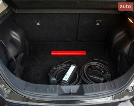 Черный Ниссан Лиф, объемом двигателя 0 л и пробегом 133 тыс. км за 11900 $, фото 41 на Automoto.ua