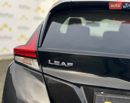 Черный Ниссан Лиф, объемом двигателя 0 л и пробегом 133 тыс. км за 12500 $, фото 68 на Automoto.ua