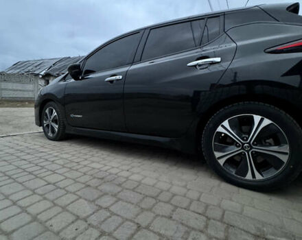 Черный Ниссан Лиф, объемом двигателя 0 л и пробегом 78 тыс. км за 11999 $, фото 7 на Automoto.ua