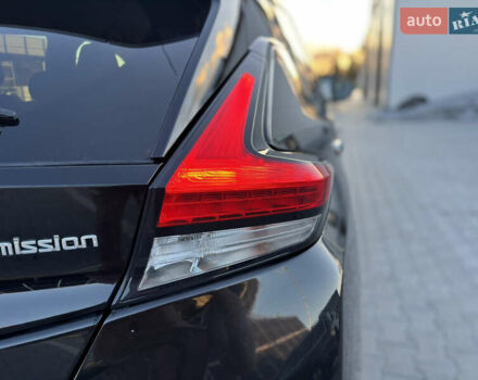 Черный Ниссан Лиф, объемом двигателя 0 л и пробегом 119 тыс. км за 11700 $, фото 24 на Automoto.ua