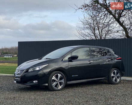 Черный Ниссан Лиф, объемом двигателя 0 л и пробегом 133 тыс. км за 12500 $, фото 64 на Automoto.ua