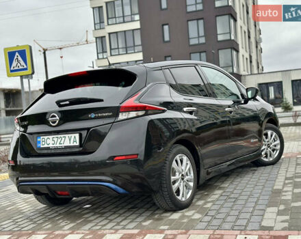 Чорний Ніссан Ліф, об'ємом двигуна 0 л та пробігом 96 тис. км за 11700 $, фото 7 на Automoto.ua