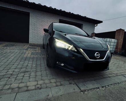 Черный Ниссан Лиф, объемом двигателя 0 л и пробегом 78 тыс. км за 11999 $, фото 2 на Automoto.ua