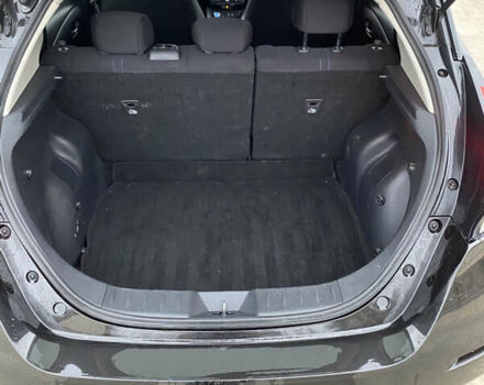 Черный Ниссан Лиф, объемом двигателя 0 л и пробегом 112 тыс. км за 11750 $, фото 4 на Automoto.ua