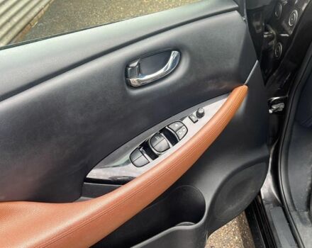 Черный Ниссан Лиф, объемом двигателя 0 л и пробегом 143 тыс. км за 10999 $, фото 3 на Automoto.ua