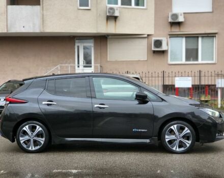 Черный Ниссан Лиф, объемом двигателя 0 л и пробегом 87 тыс. км за 12900 $, фото 3 на Automoto.ua