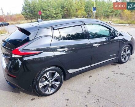 Чорний Ніссан Ліф, об'ємом двигуна 0 л та пробігом 155 тис. км за 12500 $, фото 24 на Automoto.ua