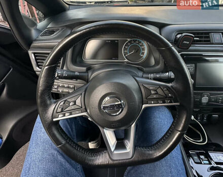 Чорний Ніссан Ліф, об'ємом двигуна 0 л та пробігом 67 тис. км за 13100 $, фото 5 на Automoto.ua