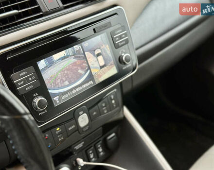 Чорний Ніссан Ліф, об'ємом двигуна 0 л та пробігом 96 тис. км за 11700 $, фото 12 на Automoto.ua