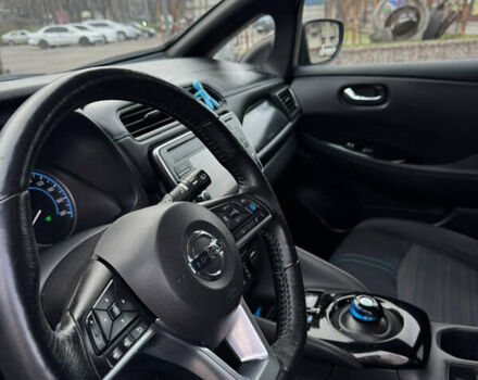 Чорний Ніссан Ліф, об'ємом двигуна 0 л та пробігом 164 тис. км за 11600 $, фото 16 на Automoto.ua