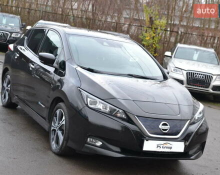 Черный Ниссан Лиф, объемом двигателя 0 л и пробегом 100 тыс. км за 11999 $, фото 3 на Automoto.ua