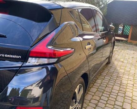 Черный Ниссан Лиф, объемом двигателя 0 л и пробегом 97 тыс. км за 13499 $, фото 4 на Automoto.ua