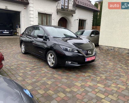 Черный Ниссан Лиф, объемом двигателя 0 л и пробегом 145 тыс. км за 12100 $, фото 7 на Automoto.ua