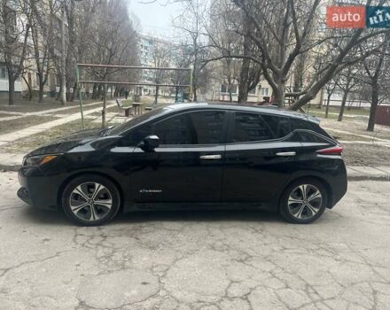 Черный Ниссан Лиф, объемом двигателя 0 л и пробегом 32 тыс. км за 18200 $, фото 8 на Automoto.ua