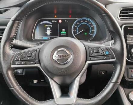 Черный Ниссан Лиф, объемом двигателя 0 л и пробегом 103 тыс. км за 13000 $, фото 14 на Automoto.ua