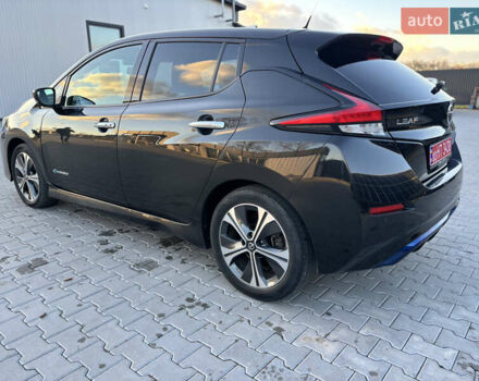 Черный Ниссан Лиф, объемом двигателя 0 л и пробегом 119 тыс. км за 11700 $, фото 6 на Automoto.ua