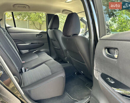 Черный Ниссан Лиф, объемом двигателя 0 л и пробегом 119 тыс. км за 13500 $, фото 42 на Automoto.ua