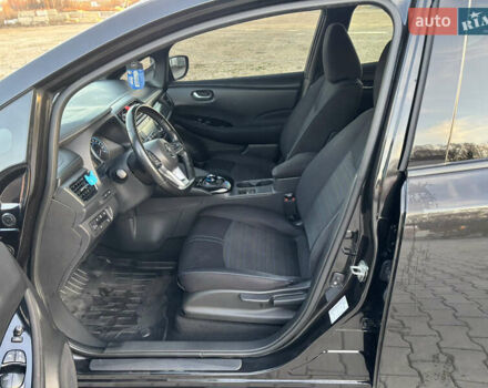 Чорний Ніссан Ліф, об'ємом двигуна 0 л та пробігом 90 тис. км за 11950 $, фото 10 на Automoto.ua