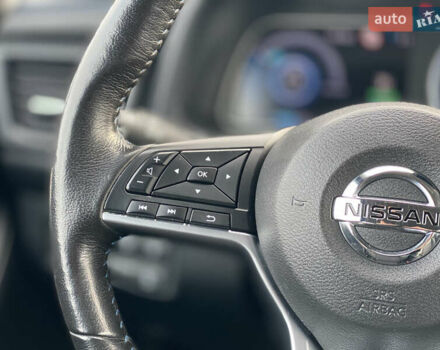 Черный Ниссан Лиф, объемом двигателя 0 л и пробегом 133 тыс. км за 12500 $, фото 17 на Automoto.ua