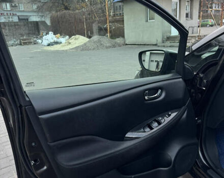 Чорний Ніссан Ліф, об'ємом двигуна 0 л та пробігом 164 тис. км за 11600 $, фото 14 на Automoto.ua
