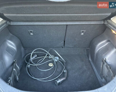 Черный Ниссан Лиф, объемом двигателя 0 л и пробегом 119 тыс. км за 11700 $, фото 40 на Automoto.ua