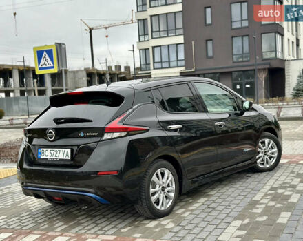 Чорний Ніссан Ліф, об'ємом двигуна 0 л та пробігом 96 тис. км за 11700 $, фото 4 на Automoto.ua