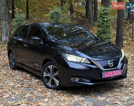 Черный Ниссан Лиф, объемом двигателя 0 л и пробегом 127 тыс. км за 12499 $, фото 2 на Automoto.ua