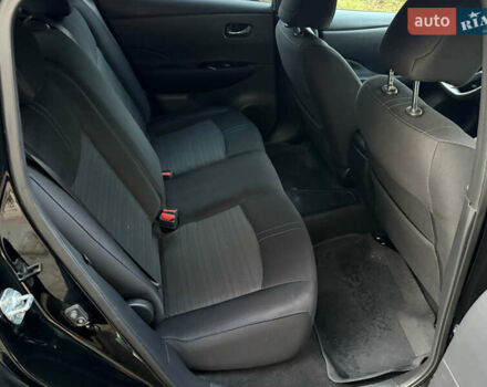 Черный Ниссан Лиф, объемом двигателя 0 л и пробегом 111 тыс. км за 11200 $, фото 29 на Automoto.ua