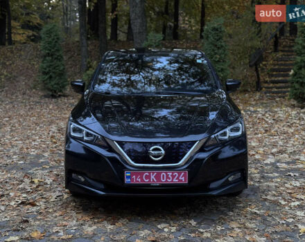 Черный Ниссан Лиф, объемом двигателя 0 л и пробегом 127 тыс. км за 12499 $, фото 5 на Automoto.ua